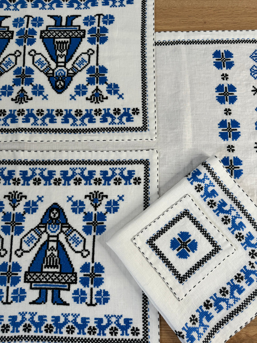 TRADITIONAL LINEN TABLE SET– VALA